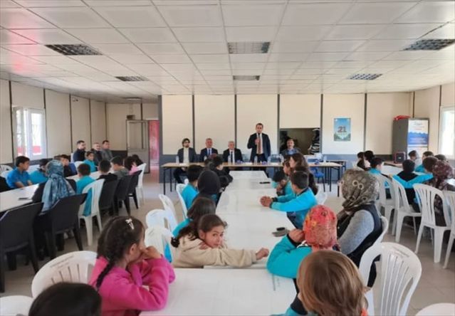 Saimbeyli'de 2023 Heyelanında Hayatını Kaybeden Öğretmenler Anıldı