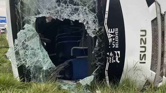 Samsun'da Otobüs Yan Yattı: 11 Kişi Yaralandı