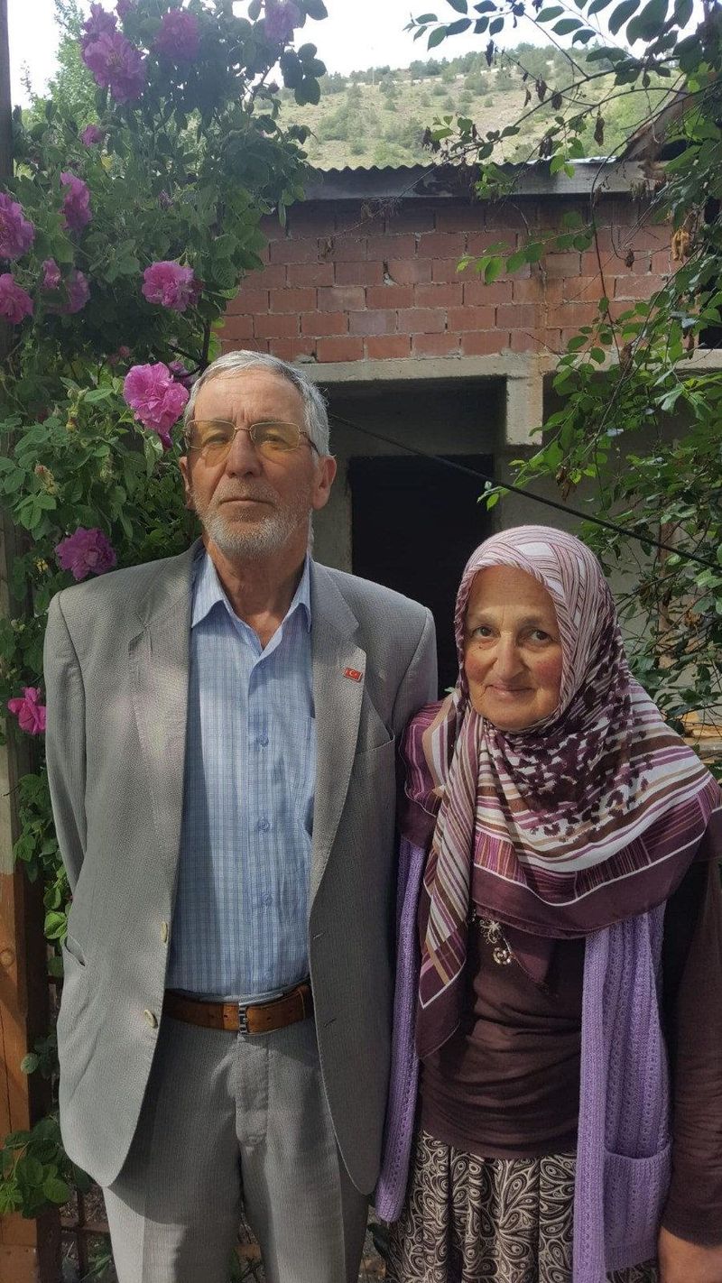 Giresun'da 50 Yıllık Çift Aynı Gün Kalp Krizi Nedeniyle Vefat Etti