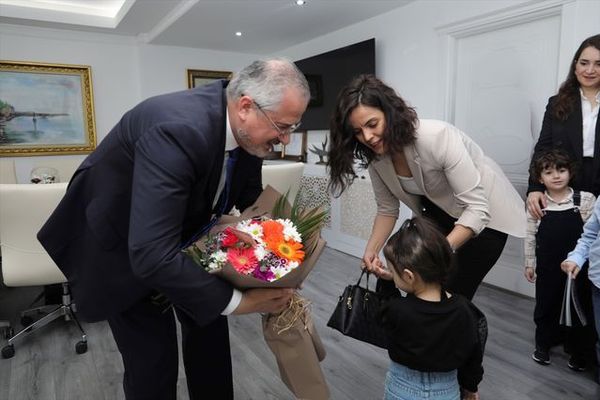 Bafra’da Otizm Farkındalık Günü’nde Özel Öğrencilere Destek ve Yeni Hizmet Binası Müjdesi