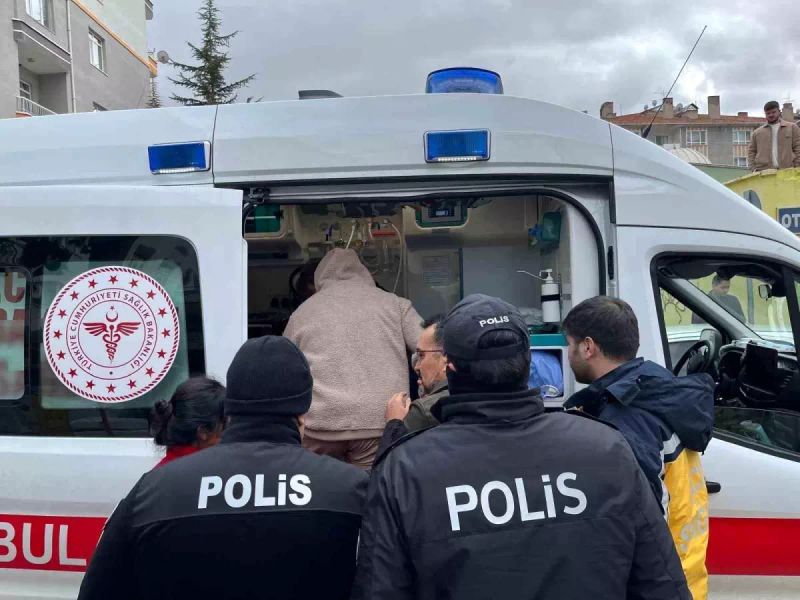 Kırşehir'de Hükümet Konağı İnşaatında Maaş Krizi Vincin Tepesine Taşındı