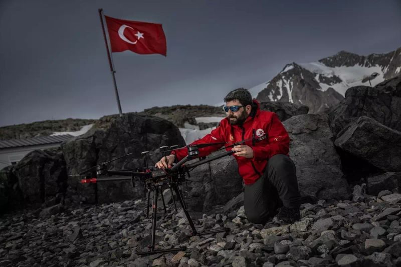 Türkiye'nin 10. Antarktika Bilim Seferi Başladı, 15 Projeyle Araştırmalar Sürüyor