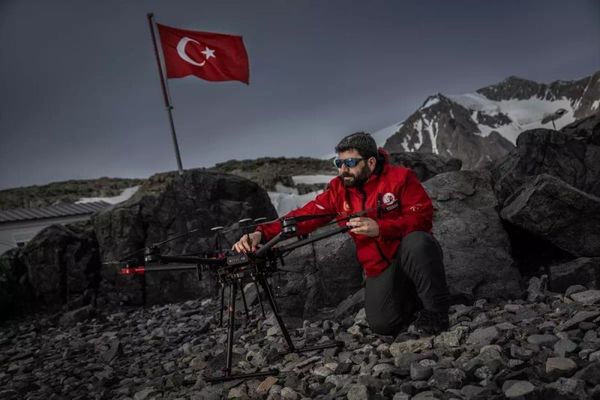 Türkiye'nin 10. Antarktika Bilim Seferi Başladı, 15 Projeyle Araştırmalar Sürüyor