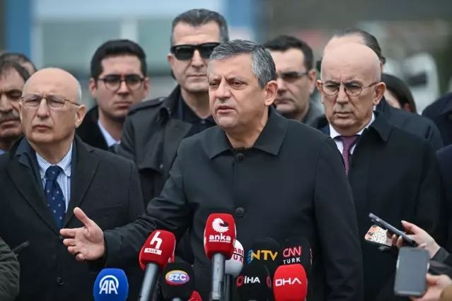 Özgür Özel'den Zimmet Soruşturması ve Tutuklamalarla İlgili Açıklamalar