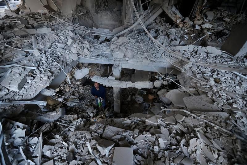 Lübnan Sağlık Bakanlığı: İsrail Saldırılarında 303 Kişi Hayatını Kaybetti