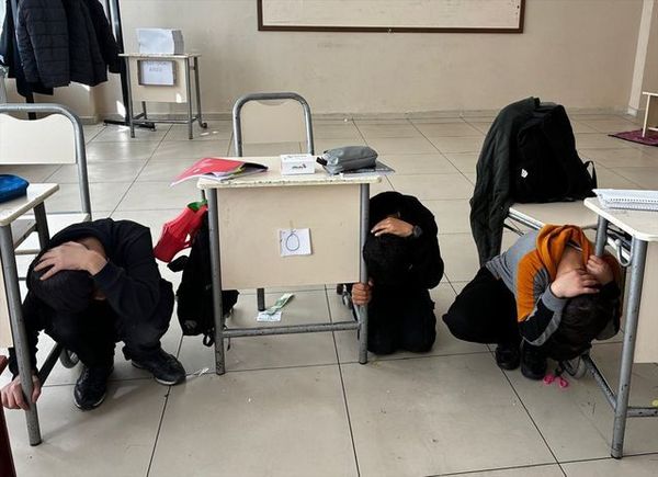 Baskil'de Okullarda Deprem Tatbikatı Düzenlendi