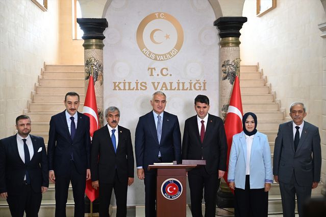 Bakan Ersoy'dan Tarihi Eser Kaçakçılığına Karşı Sert Uyarı