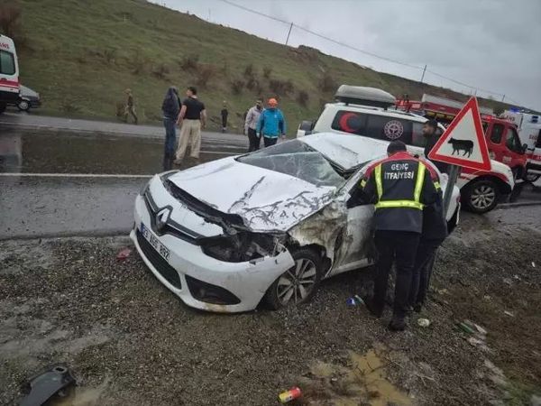 Bingöl’de Trafik Kazasında 1 Kişi Hayatını Kaybetti, 2 Kişi Yaralandı