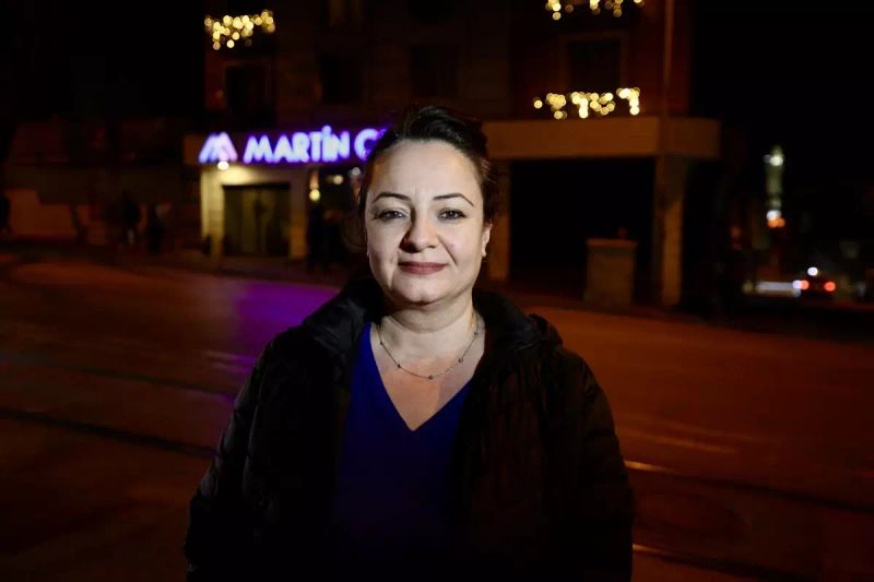 Bursa'da Unutulan Altın ve Nakit Dolu Çanta Sahibine Teslim Edildi