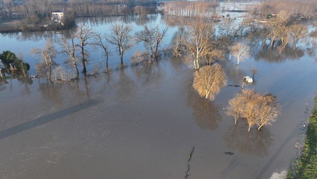 Meriç Nehri'nde 'Kırmızı' Alarm: Debi Artışı ve Çok Sayıda Ekip Görevde
