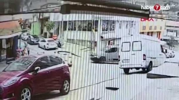 Sultangazi’de Trafikte Yol Verme Tartışması Kaza ile Sonuçlandı