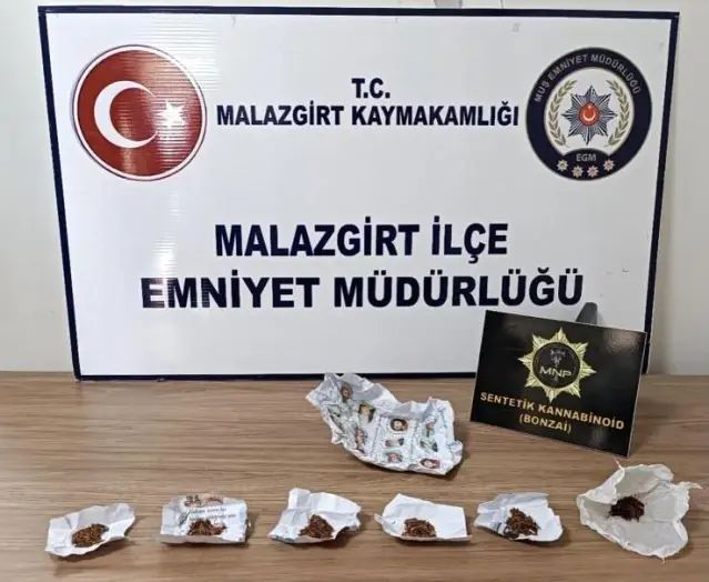 Muş’ta Narkotik Operasyonunda 762 Gram Skunk ve Sentetik Uyuşturucular Ele Geçirildi