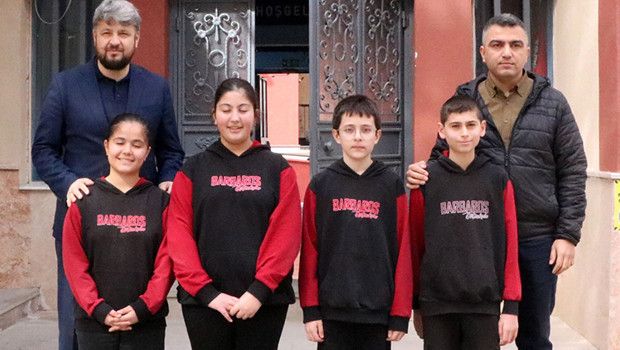 İlkokul Öğrencileri Osmanlı Zimem Geleneğini Canlandırarak 150 Bin Liralık Borcu Kapattı