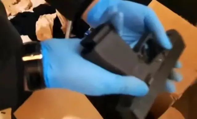 Sancaktepe’de Silah Kaçakçılığına Yönelik Operasyonda Çok Sayıda Silah ve Mühimmat Ele Geçirildi