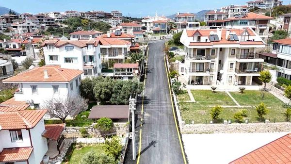 Muğla Büyükşehir Belediyesi Datça'da 13 Km Sıcak Asfalt Çalışmasını Tamamladı
