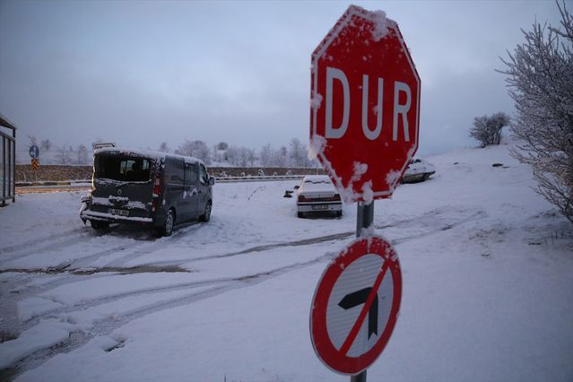Kastamonu Seydiler'de Zincirleme Kaza: 6 Kişi Yaralandı