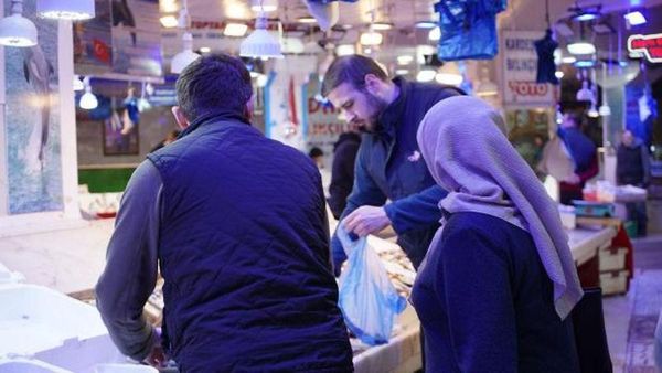 Balık Avı Yasakları Öncesi Sakarya Balıkçıları Son Ürünleri Satıyor