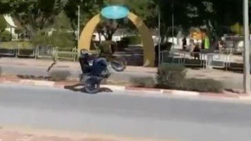 Tarsus'ta Trafikte Tehlikeli Motosiklet Şovu 172 Bin TL Ceza Getirdi