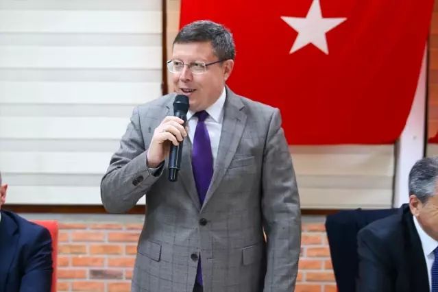 Uşak Valisi Serdar Kartal Ramazan Bayramı Kutlamalarında Trafik Güvenliğine Vurgu Yaptı