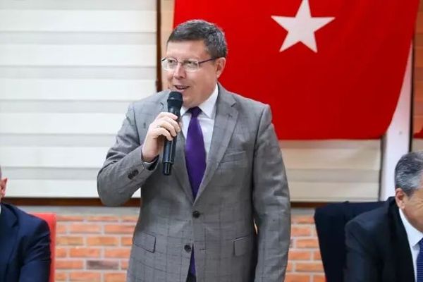 Uşak Valisi Serdar Kartal Ramazan Bayramı Kutlamalarında Trafik Güvenliğine Vurgu Yaptı