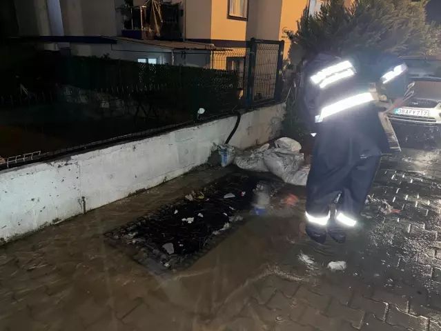 Bodrum’da Şiddetli Sağanak ve Su Baskınları Etkili Oldu
