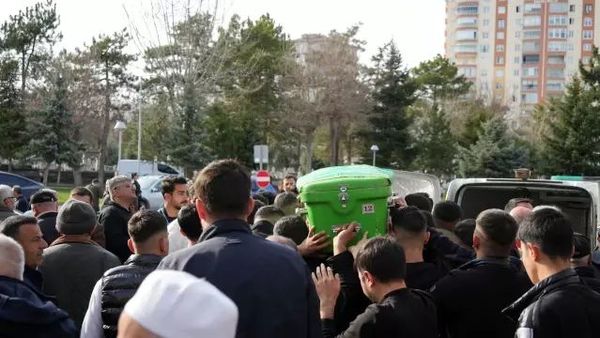 Kayseri'de Silahlı Saldırıda Yaralanan Emirhan Arslan Vefat Etti