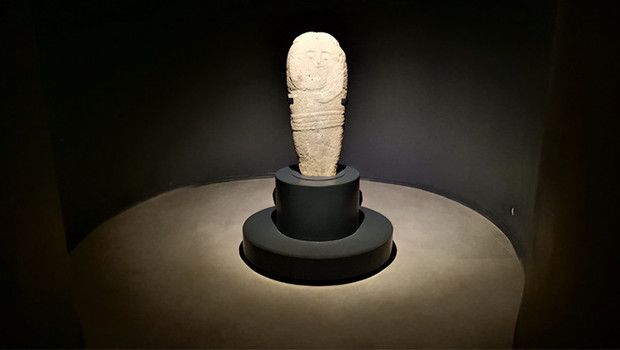 Erzurum'da Bulunan 2 Bin 500 Yıllık 'Taş Baba' Heykeli Türkiye'de Tek