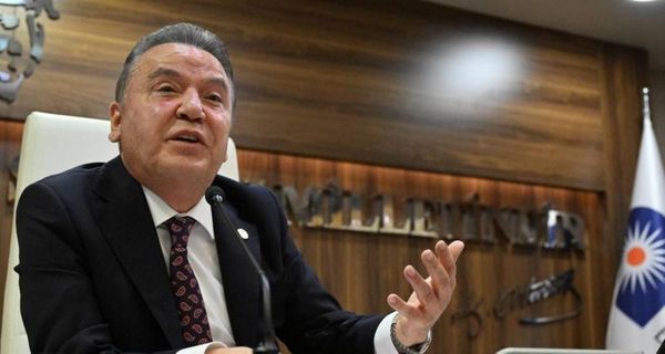 Antalya Büyükşehir Belediyesi yolsuzluk soruşturmasında 702 sayfalık iddianame kabul edildi