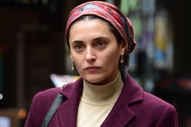 Aslıhan Gürbüz Ev İşlerinin Zorluğunu Paylaştı