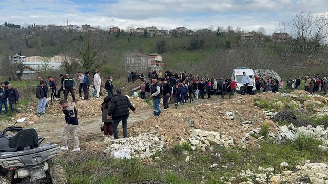 Zonguldak Alaplı'da 12 Yaşındaki Emircan Karaman Gölette Boğuldu