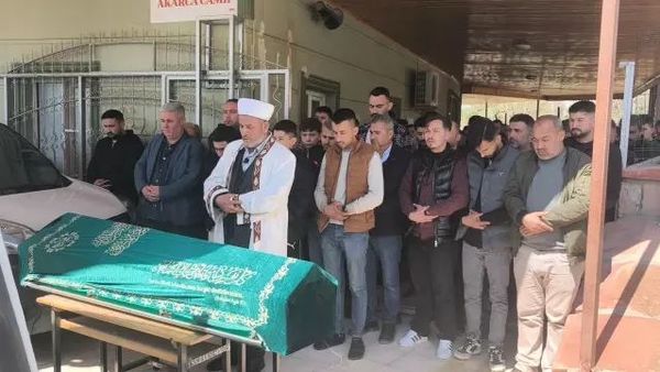 Kahramanmaraş'ta Futbol Maçı Sırasında Kalbi Duran Selahittin Atlı Toprağa Verildi