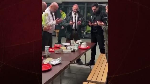 New York Belediye Başkanı Zohran Mamdani Sahurda Personeliyle Buluştu