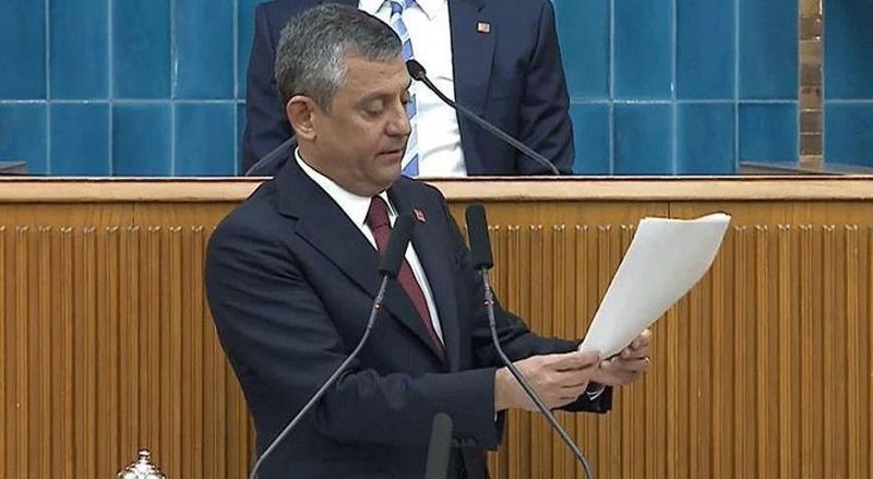 Özgür Özel, Özarslan'ın İddialarını İlk Kez Yanıtladı: Anneme Küfür Etmedim