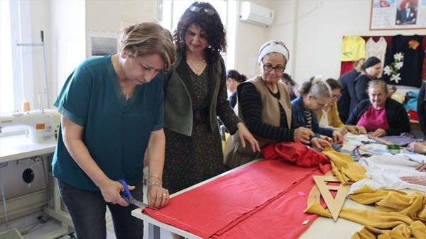 Kanser Tedavisi Gören Muazzez Canbolat, Dikiş Kursunda Moral ve Sosyalleşme Buluyor