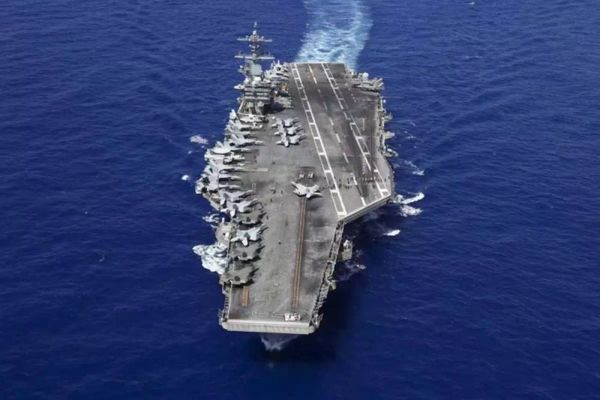 İran, USS Abraham Lincoln Uçak Gemisini İHA’larla Hedef Aldı