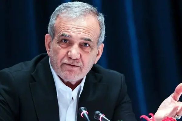 İran Cumhurbaşkanı Pezeshkiyan'dan ABD Halkına Açık Mektup