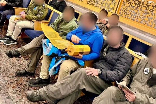 İsrailli Pilotların İran Hedefli Operasyon Öncesi Tevrat Okuması Sosyal Medyayı Salladı