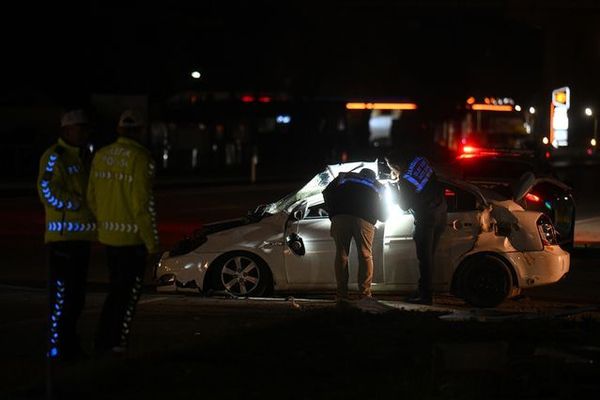 Mamak'ta Takla Atan Otomobilin Çarptığı Tır Sürücüsü Hayatını Kaybetti