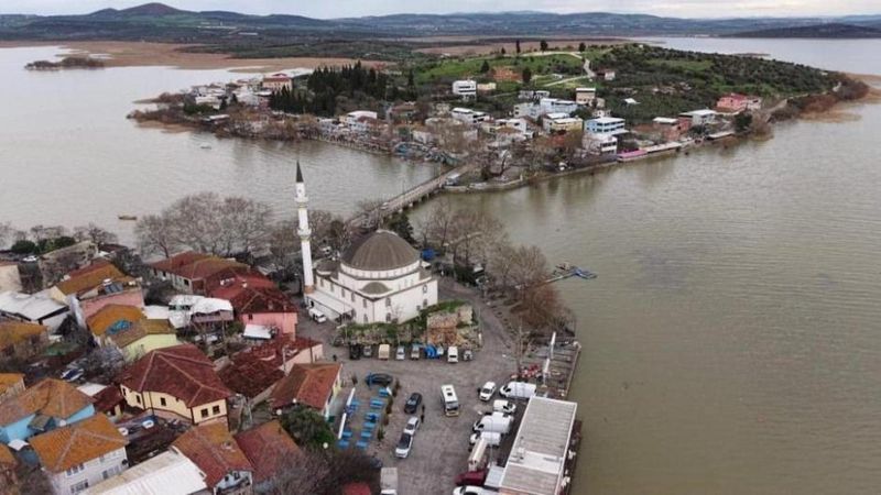 Bursa'nın Küçük Venedik'i Gölyazı, Yükselen Sularla Turizme Hazırlanıyor