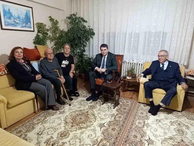 Balıkesir'in Tecrübeli Gazetecisi Mustafa Koçal Hayatını Kaybetti