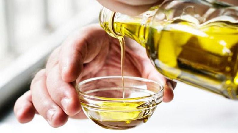 Evdeki Ayçiçeği, Mısır ve Soya Yağları Kanser Riskini Artırabilir