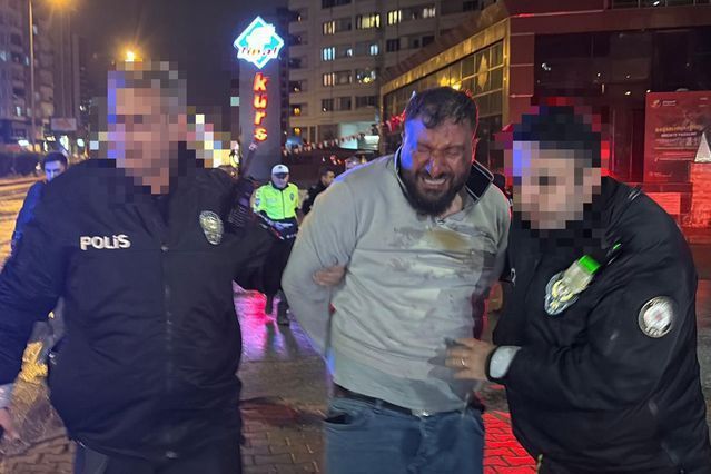 Alkollü Sürücü Polisin 'Dur' İhtarına Uymayıp 450 Bin TL Ceza Aldı