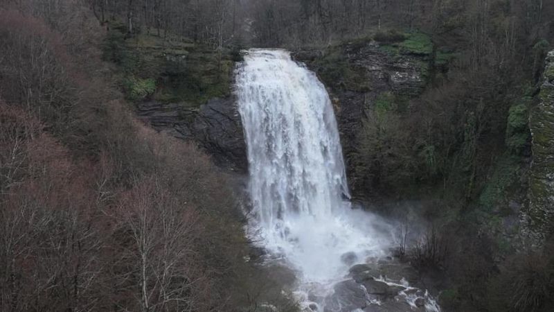 Fay Hattı Kırılmasıyla Oluşan Suuçtu Şelalesi Doğa Tutkunlarını Büyülüyor