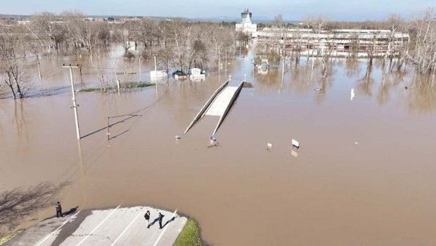 Edirne'de Meriç ve Tunca Nehirleri Taştı, Taşkınlar Canlılık Kazandı