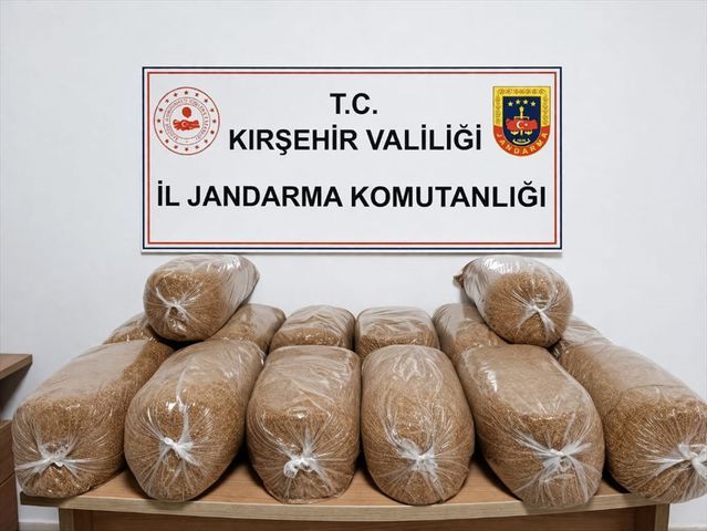 Kırşehir'de Yolcu Otobüsünde 70,5 Kg Kaçak Tütün Yakalandı