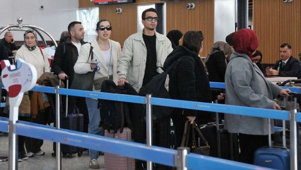 İstanbul Havalimanlarında Ramazan Bayramı Yoğunluğu: 2 Bin 281 Uçuş Planlandı