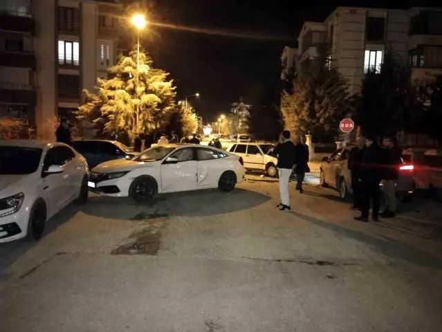 Elazığ’da Zincirleme Trafik Kazasında 4 Araç Hasar Gördü