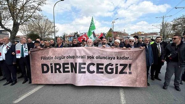 Konya'da Filistin'e Destek İçin İsrail Protestolu Yürüyüş Düzenlendi