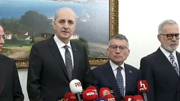 TBMM Başkanı Kurtulmuş, AK Parti Grubunu Ziyaret Etti: Türkiye'nin Zor Meselesi Çözüme Yaklaşıyor