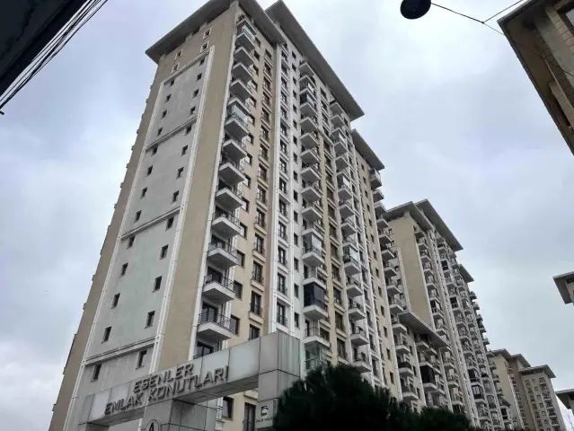 Esenler'de Silahlı Çatışmada 19 Yaşındaki Umut Özacar Hayatını Kaybetti